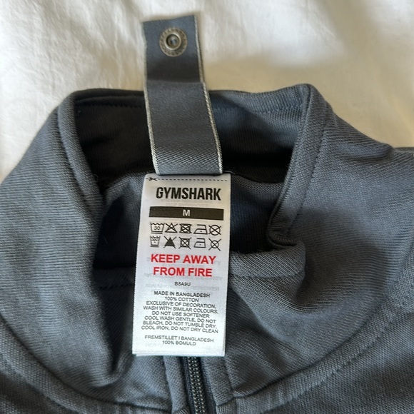 Gymshark Cropped Quarter Zip - Picture 2 of 2
